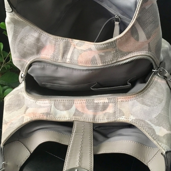 Coach Optic multi color hobo bag - Picture 2 of 7